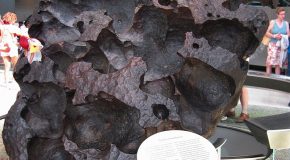 بزرگترین شهاب سنگ های کشف شده بر روی زمین